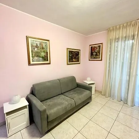 Al Centro Di * Pula